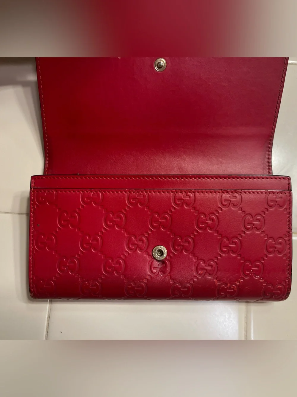 Gucci Guccissima Continental wallet with a bow detail and gold-tone - Picture 2 of 4